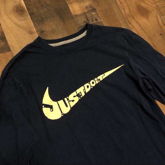 Nike Sportswear Just Do It Long Sleeve T-Shirt - Picture 2 of 5